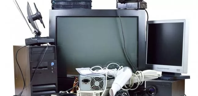 الأجهزة الإلكترونية القديمة