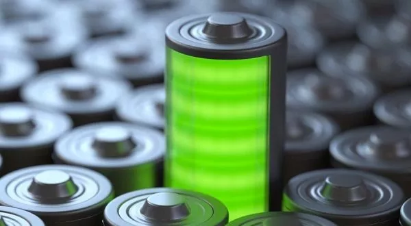 بطارية نووية