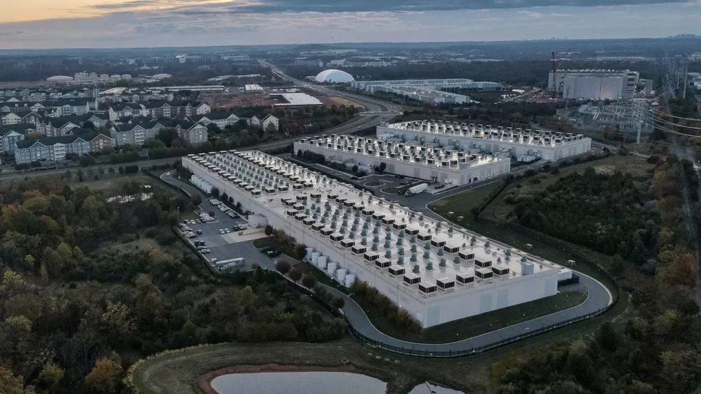 مراكز البيانات الفضائية