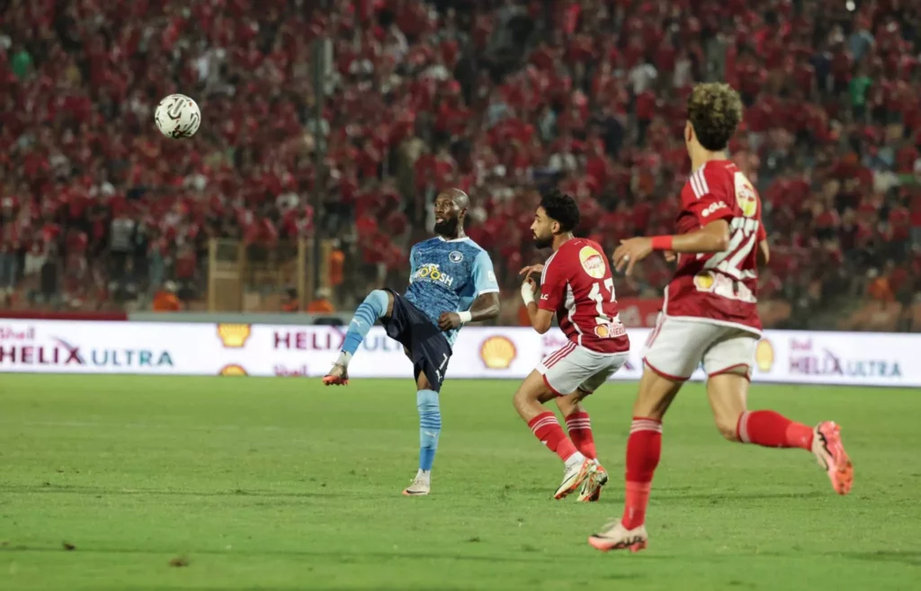 الأهلي وبيراميدز