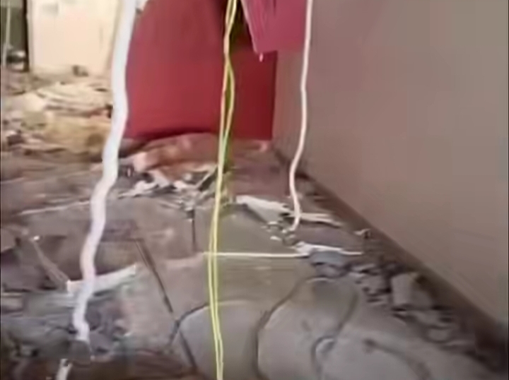 تحطيم شقة بسبب دعوى تمكين.. سيدة تطلب الحماية من طليقها 5 356071 592 025857